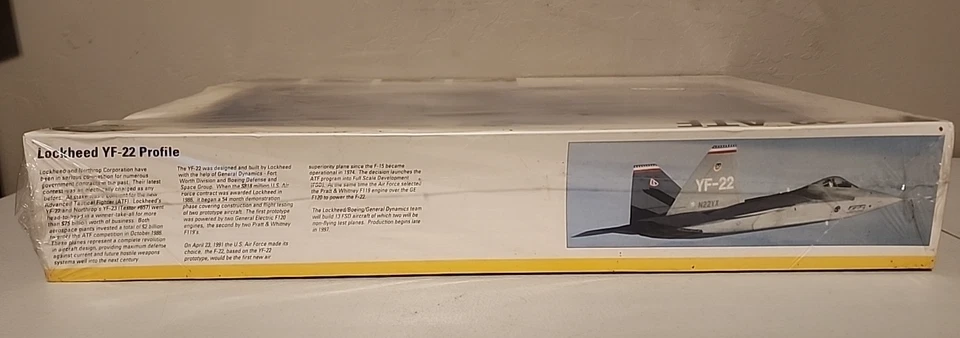 Testors Lockheed YF-22 ATF  Kit # 569 Factory Sealed 1:32 Minor Dented Box - Image 4 of 4