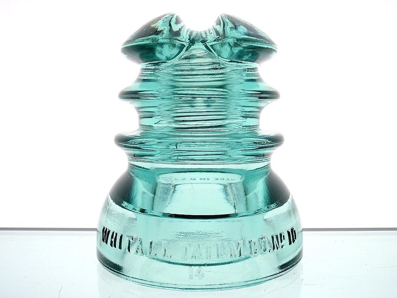 WHITALL TATUM CO No 10 U.S.A. CRICKET HEAD Glass Railroad Cabletop Insulator