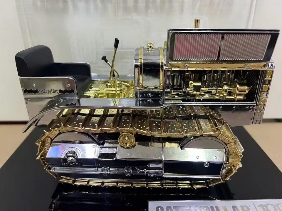 DM 1/16 Cat Twenty Tractor 100th Anniversary Chrome Gold Diecast Model 85760 - Image 4 of 4