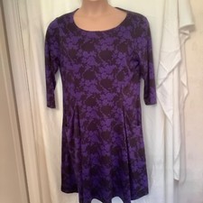 Image of M&CO PURPLE AND BLACK FLORAL DRESS SIZE 18