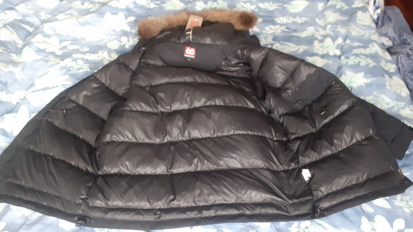66 north Down Parker New With Tags Size 2XL image 2