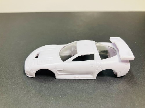 AUTO-WORLD ~ " '04  CORVETTE  C5-R  unpainted BODY ~ HO ~ use on AFX AURORA  NEW - Picture 3 of 7