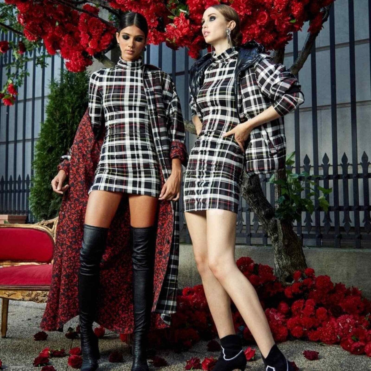 black and white plaid bodycon dress Alice + Olivia Delora Plaid Black White Bodycon Stretch Dress Size 2 NWOT