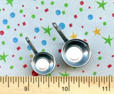 CHRYSNBON Dollhouse Miniature 2 Cooking Pots / Pans, 1 small 1 large