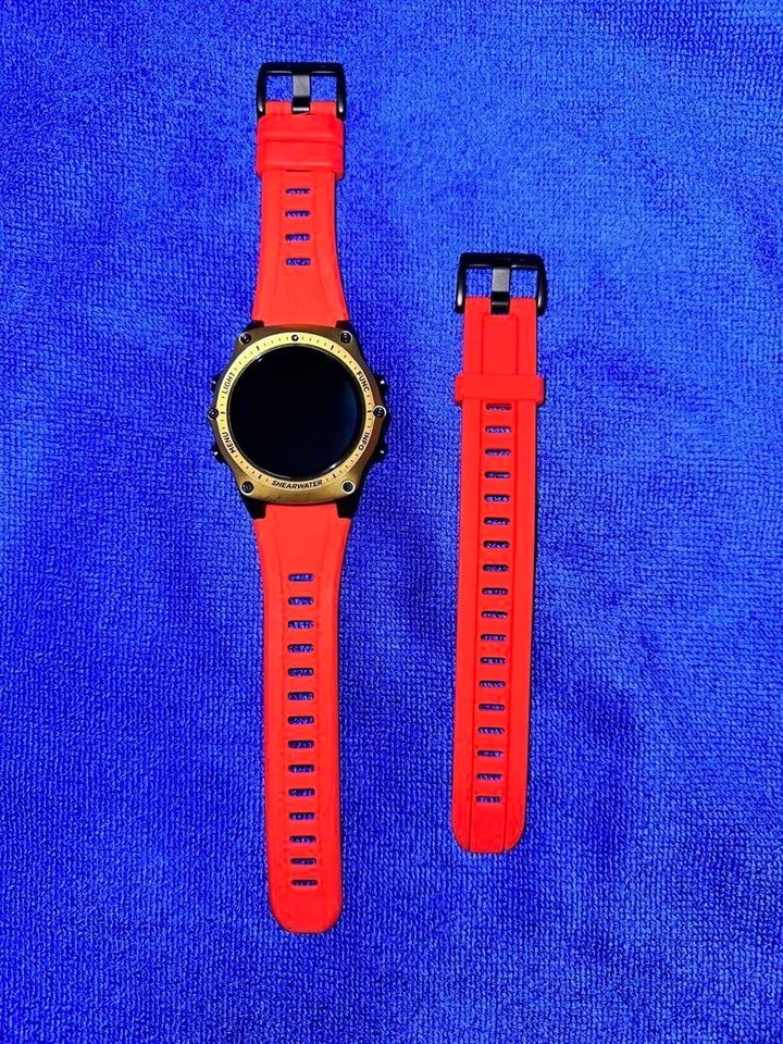 Relógio de pulso SHEARWATER TERIC 2020 edição limitada ouro vermelho mergulho computador usado - Imagem 2 de 4