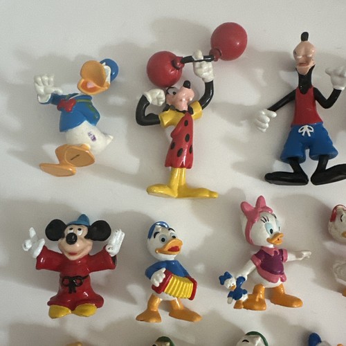 Bully Disney Figure Lot Scrooge Louie Huey Daisy Mickey Donald Chip Dale Vintage - Picture 2 of 6