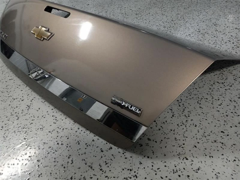 Chevrolet Impala 2007 portón trasero con cubierta Foto 4 de 4