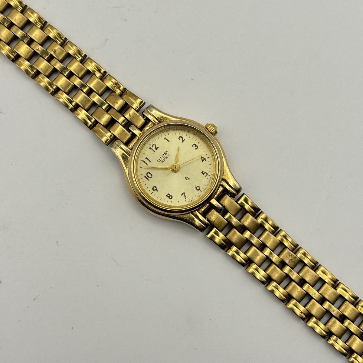 Vintage Citizen Ladies Gold Tone Watch 5930-s29762 MSB 6 1/2  display picture 3