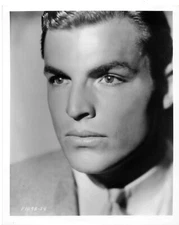 8”x10” photo – Buster Crabbe #107 (close up) P1498-54