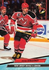 PETER STASTNY 1992-93 Fleer Ultra #118 New Jersey Devils Center Hockey Card
