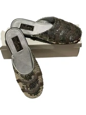 Silver Sleeper - Comfortable & Stylish - Size 5 brand new  Material Satin/rubber