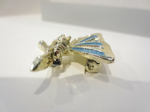 Vintage Butterfly Brooch GERRY'S Blue Enamel Wings On Twig Pin Cute Whimsical - Picture 6 of 9