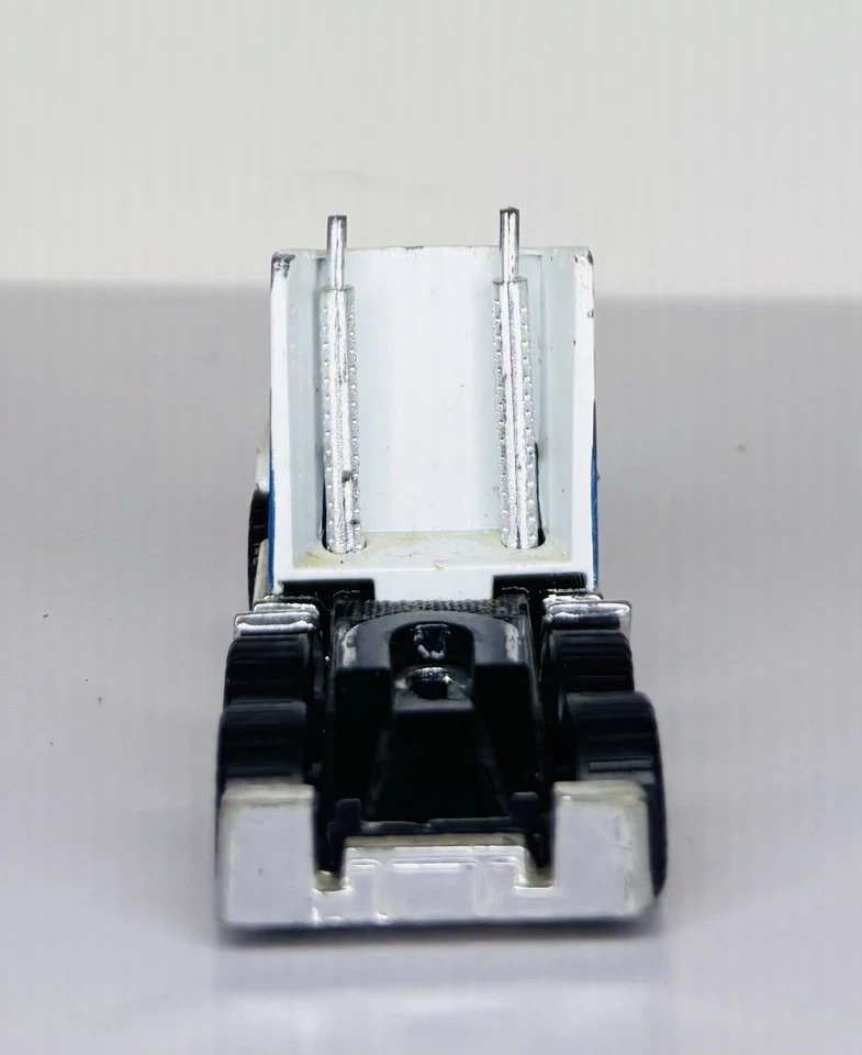 Vintage Matchbox Good Year Racing Ford Aeromax Container Truck (1992) IOP - Image 4 of 4