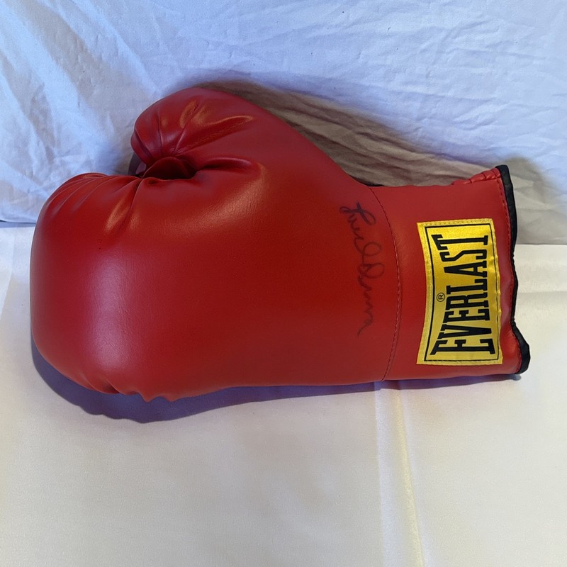 Lou Duva Autographed Everlast Boxing Glove