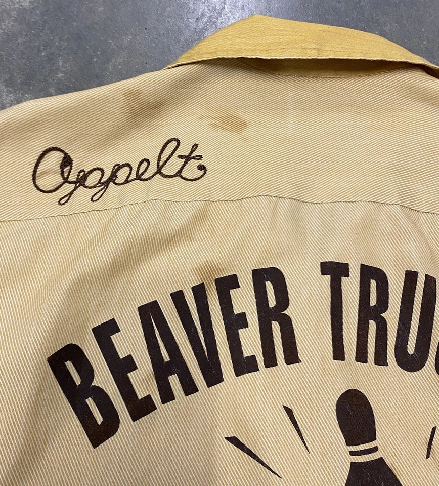 Camisa de boliche Hilton de colección para mujer talla pequeña amarilla años 60 puntada de cadena cuello lazo Foto 4 de 4