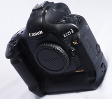 Canon EOS 1Ds Mark III Digital Camera Body 7,526 Actuations Excellent Condition
