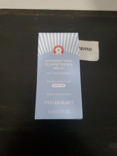Primo Soccorso Beauty FAB Idratante Protezione Solare Latte, Ampio Spettro SPF 45 1,7oz - Foto 2 di 6