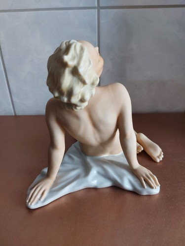 Porzellanfigur-~Wallendorf-~Weiblicher Akt-~Frau sitzend -~17,5 x 22,0 ! - Bild 21 von 24