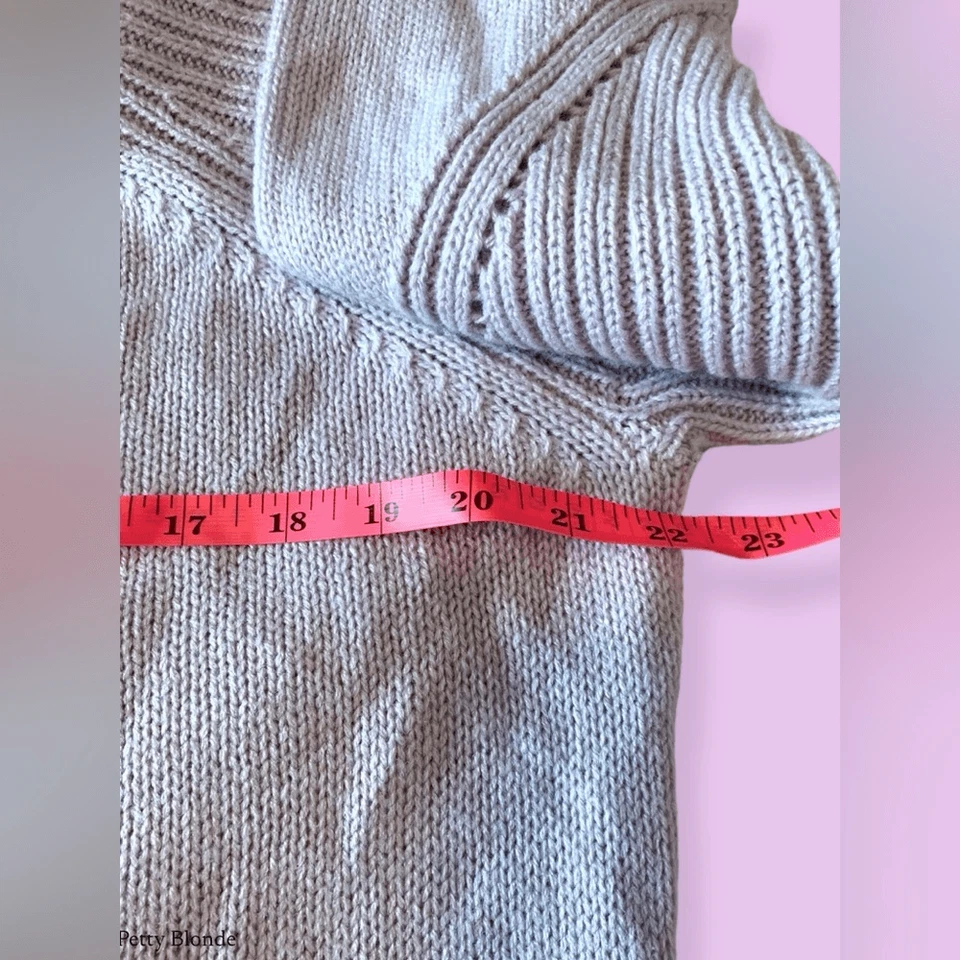 Copper key med lavender cozy soft knit vneck sweater pastel spring summer vibe - Image 4 of 4