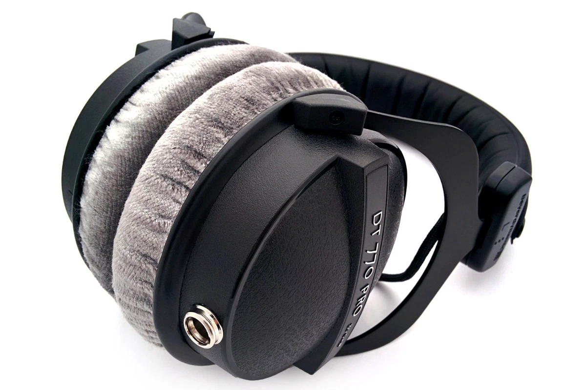 Beyerdynamic DT770 Headphones