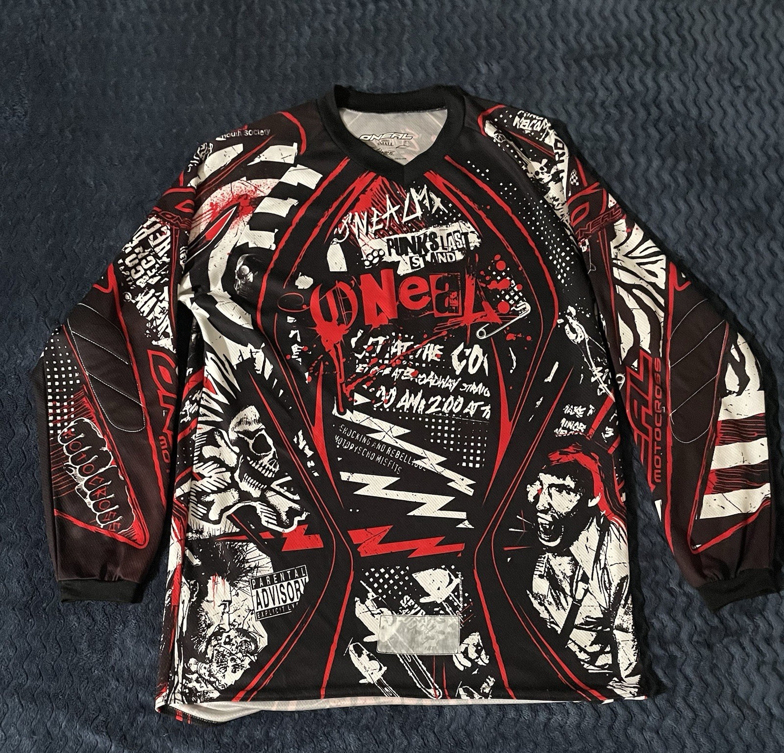 Picture 1 of 4