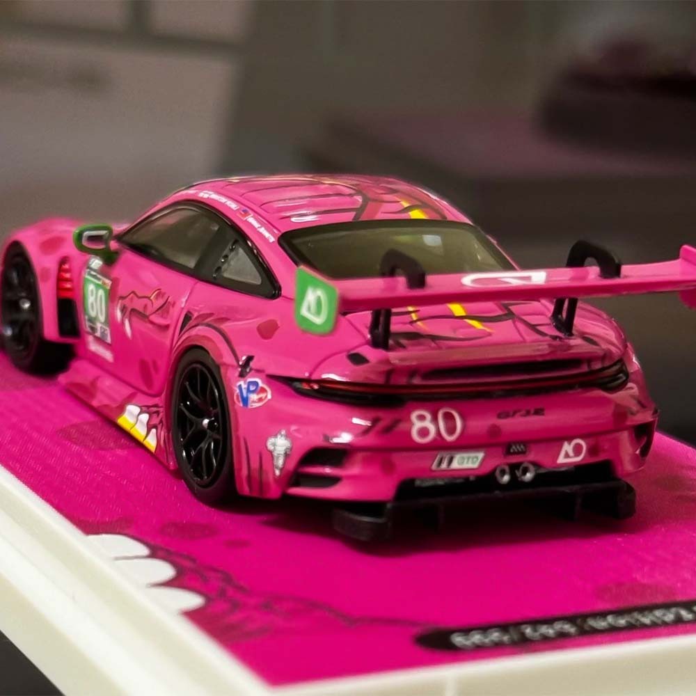 STAR RACE 1:64 PORSCHE 911 GT3 RS Pink/Green (T-Rex Livery