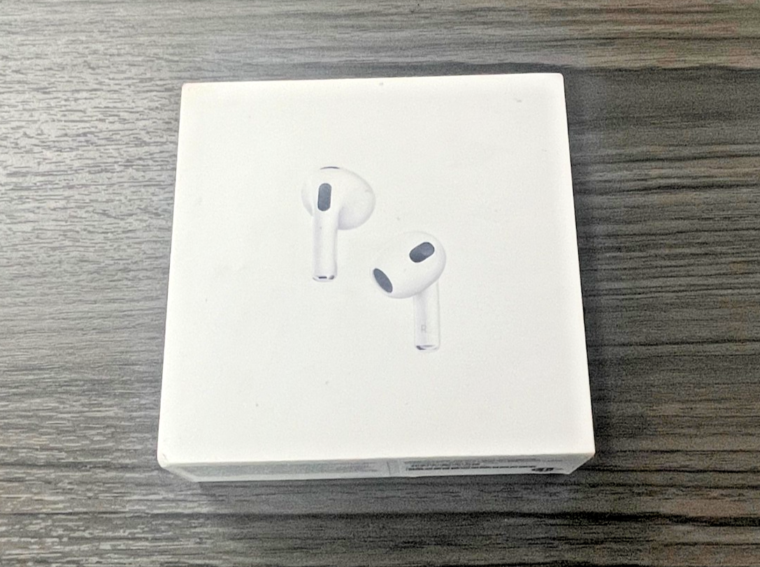 Apple AirPods 3rd Generation Wireless In-Ear Headset - White | eBay