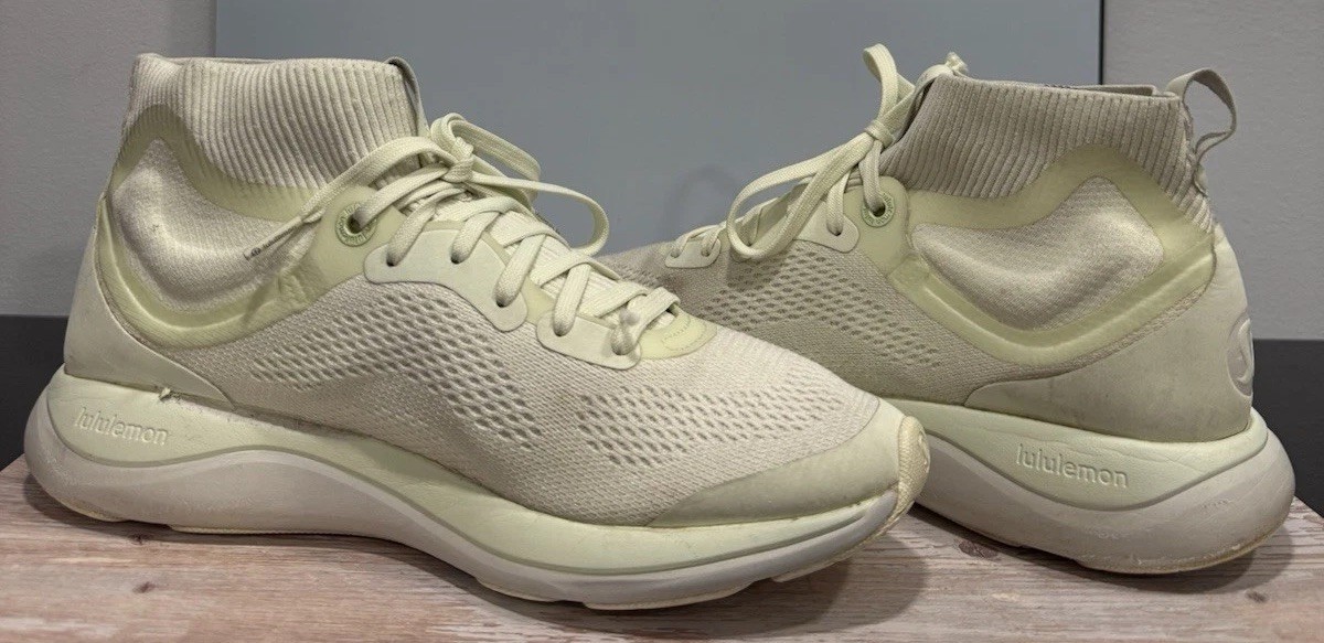 Lululemon Chargefeel Workout Mid Shoes Women’s Sz 9 Zap Light Yellow Athletic