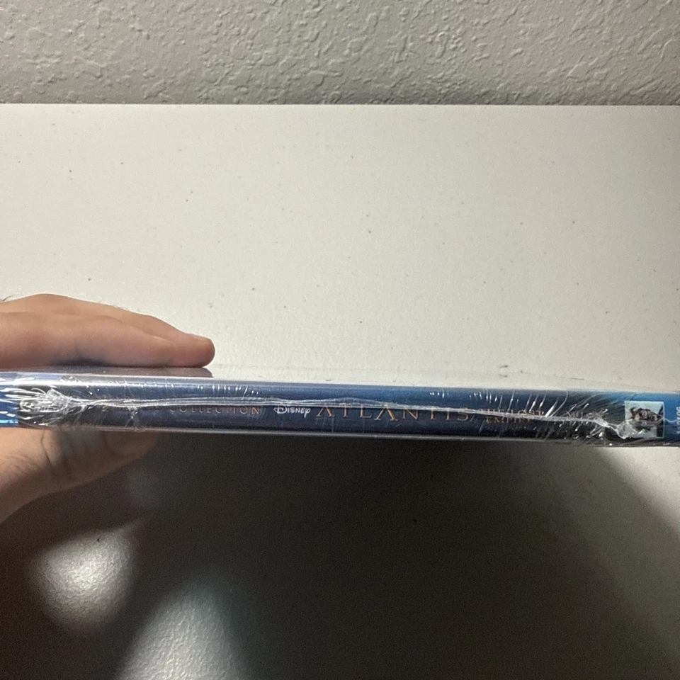 Atlantis: The Lost Empire/Atlantis: Milo's Return [Blu-ray/DVD] - Image 3 of 4