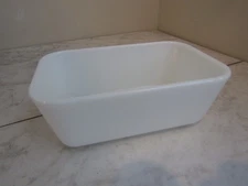 #23 Oblong Pyrex White Baking Small Bread/Loaf Pan Ovenware 0502 USA Vintage