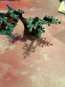 LEGO Harry Potter Aragog in the Dark Forest 4727 with Minifigures & Manual