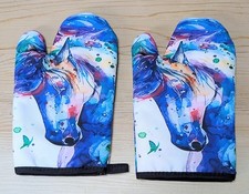 Two Horse Oven Mitts  9C