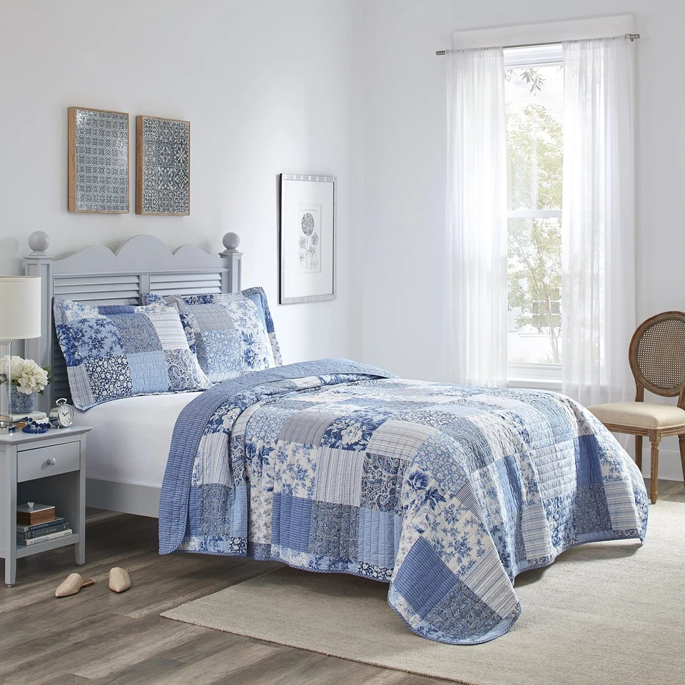 - Queen Quilt Set, Reversible Cotton Bedding with Matching Shams, Farmhouse I... - Image 2 of 4