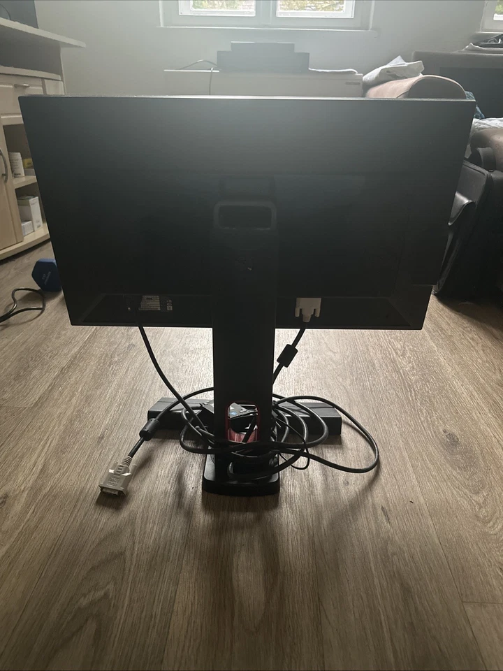 BenQ XL2420-B Typ: XL2420T. Gebrauchter Gaming-Monitor mit W-LED, Full-HD, 3D - Bild 2 von 4