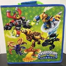 Skylanders Swap Force Large Green/ Blue Carrying  Case -ONLY