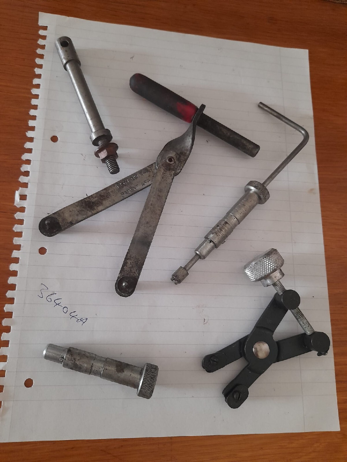 Bundle of 15 very interesting classic car tools from 70's all still