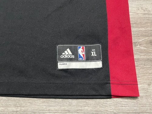 Dwyane Wade #3 Miami Heat NBA Vintage Adidas Black Basketball Jersey Men's XL - Picture 4 of 7