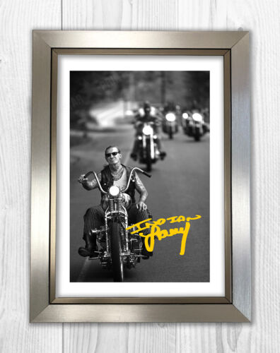 Indian Larry 5 A4 signed mounted photograph picture poster. Choice of frame. - Picture 4 of 4