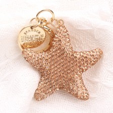 Starfish-themed Keychain: Chic  Sophisticated Present for Ocean Lovers