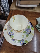 Vintage Tuscan China Made In England Tea Cup And Saucer And Dessert Plate