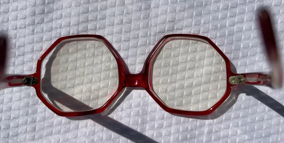 Anteojos True Vintage Selecta Full Red Hexagon con marco de 6 caras hechos en Francia Foto 4 de 4