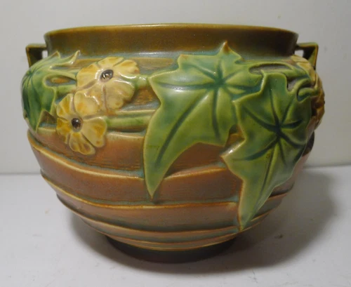 Roseville Luffa Jardiniere Brown 1934