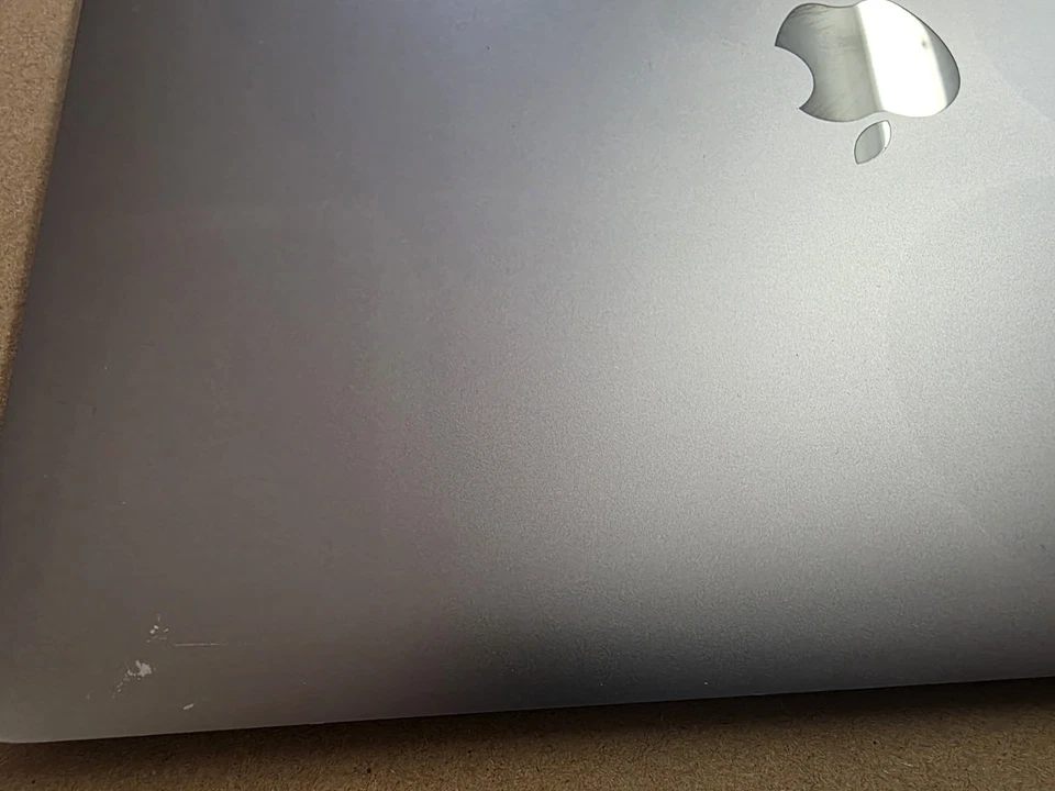 Apple MacBook Air 13" 2019 · i5 · 8GB · 250GB, photo 4 of 5