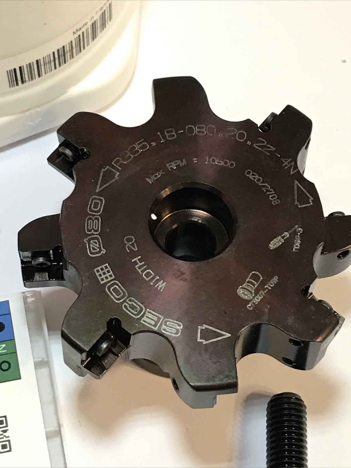 R335.18080.20.224N SECO T SLOT CUTTER + 20 LNKT 080508PPTNM06 F40M