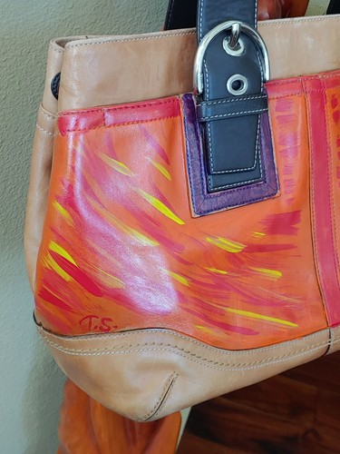 Hand Painted Coach Leather Tote. Signed by artist. - Picture 3 of 9