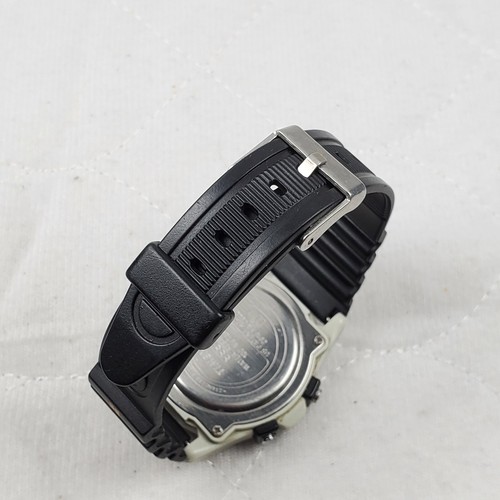 RARE VINTAGE TIMEX ATLANTIS 100 QUARTZ INDIGLO MEN'S WATCH NEW BATTERY - Picture 5 of 10