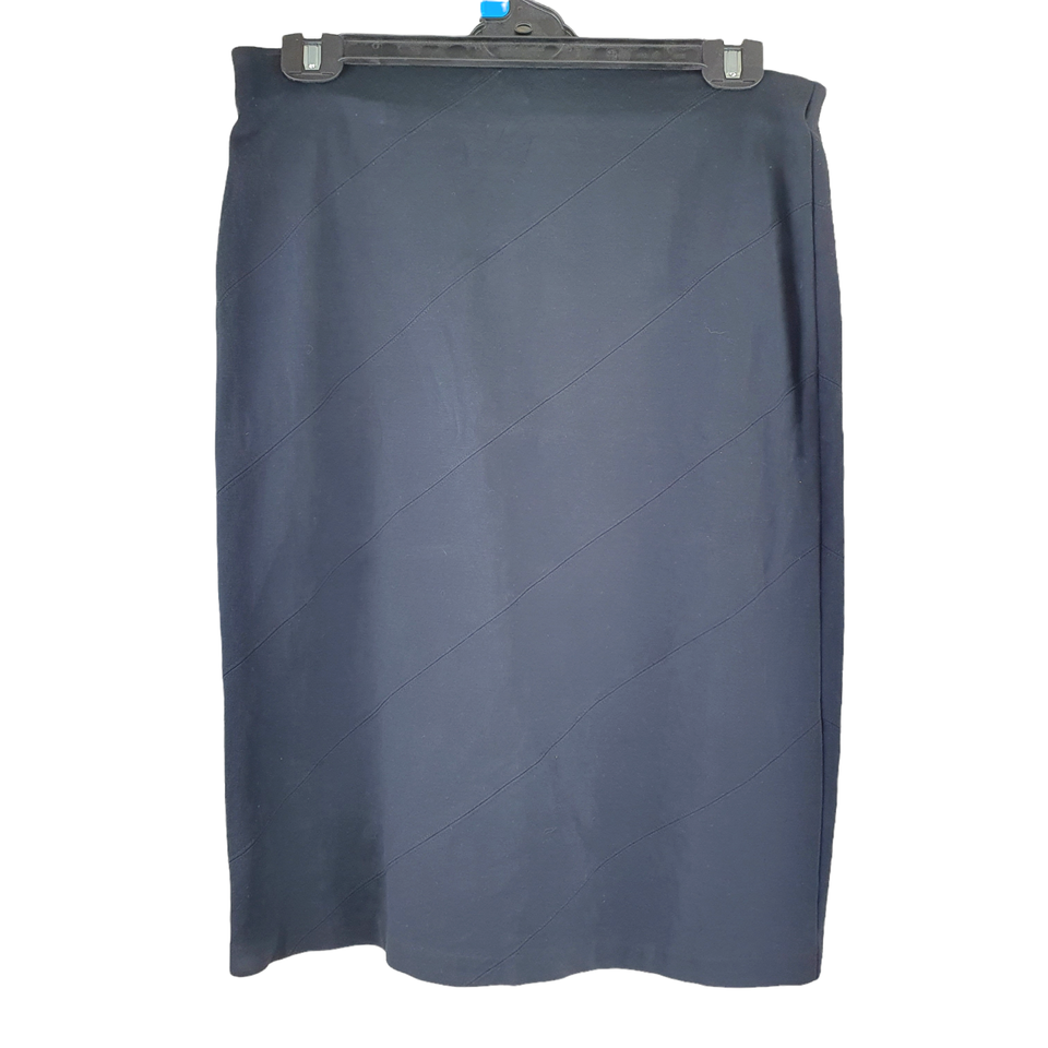 Liz Jordan womans skirt Size M Black straight style in good pre-owned