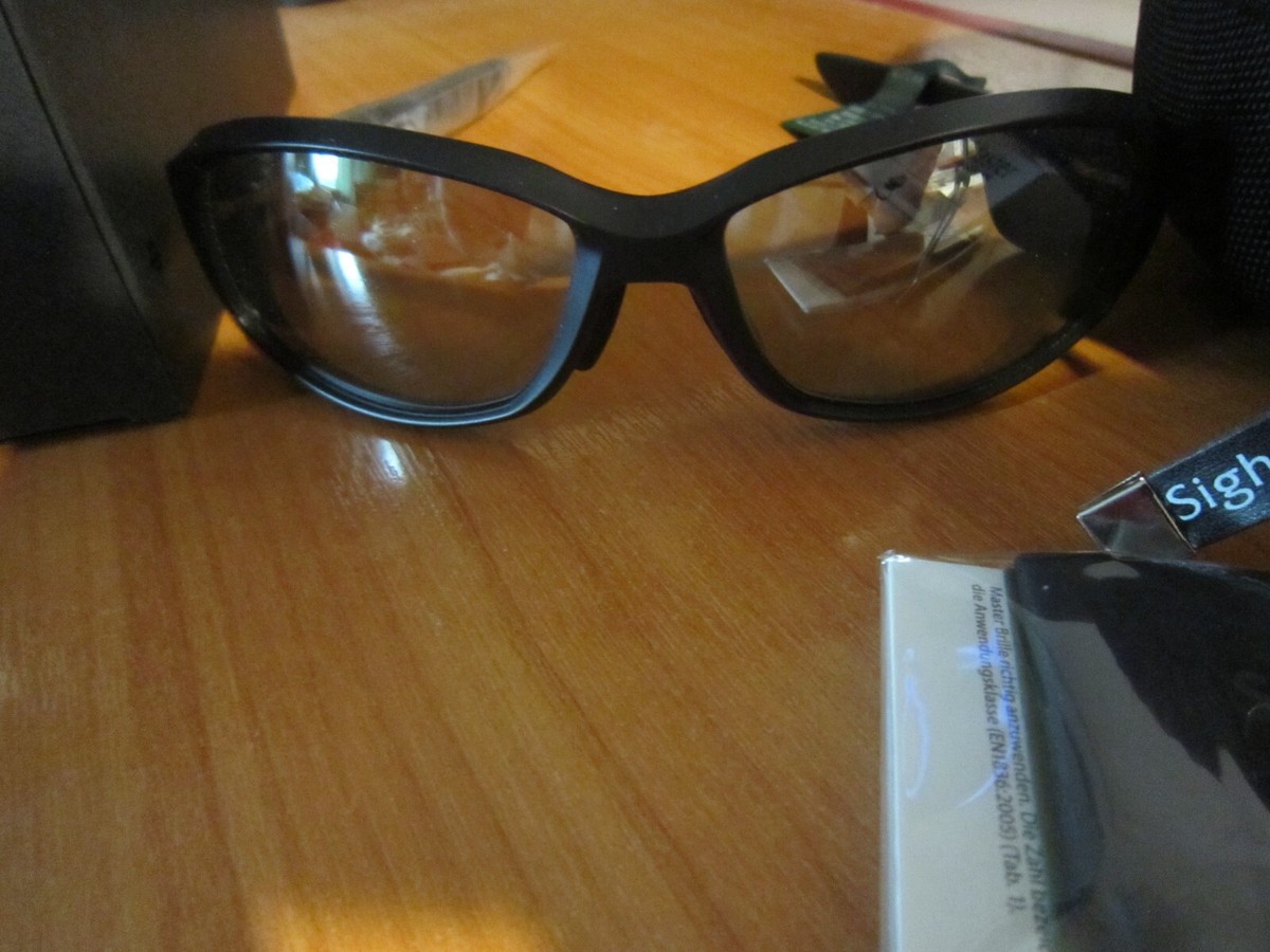 Tiemco Sight Master Scudo Matt Black/Light Grey SWR Polarized