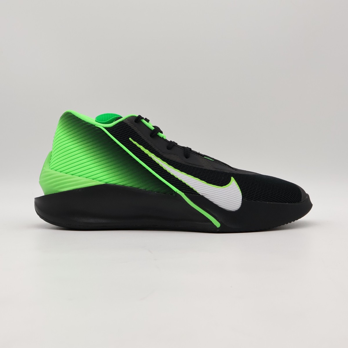 HF1804-001 Nike GT Jump Academy Black Green Strike White (Men's