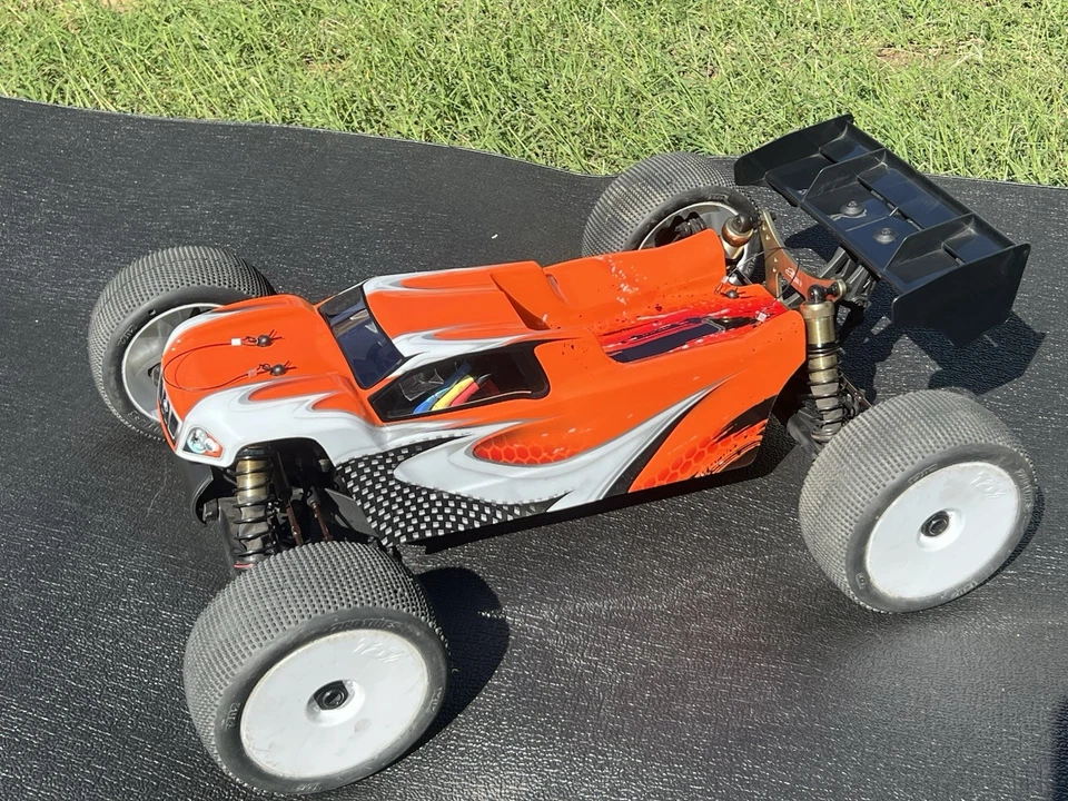 Lightly Used #S811T-E 1/8 Serpent Cobra E Truggy Stock Electrics See Details! - Image 2 of 4